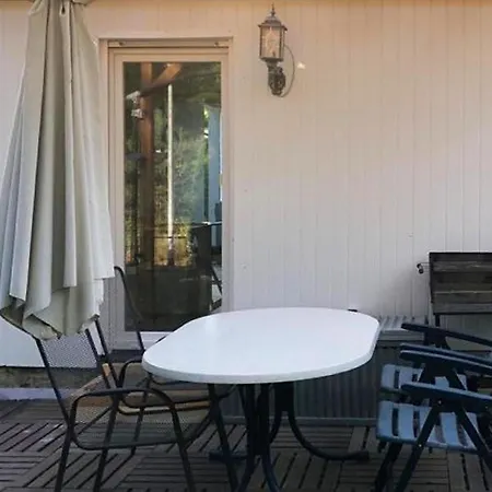 펜션 1 Bedroom Gorgeous In 웨케문데