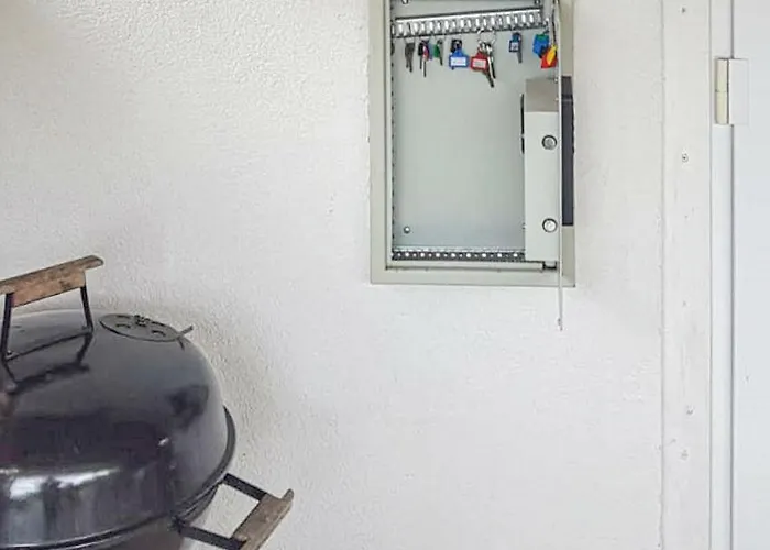 1 Bedroom Gorgeous In Semesterbostad Ueckermünde